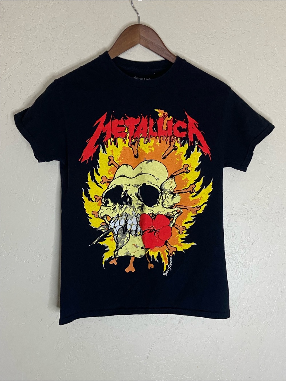 Metallica Black Short Sleeve Graphic Tee - Skull Flame Design